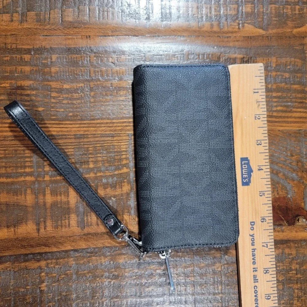 Michael Kors Black MK Logo Wallet Wristlet Excellent Condition